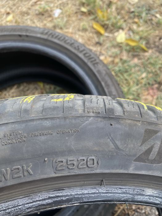 245 40 18 Bridgestone DOT2520 6мм. грайфер