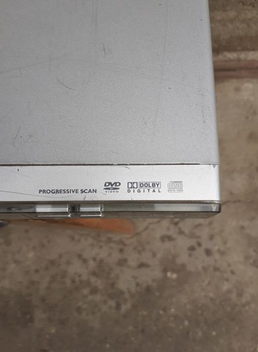 DVD Philips culoare argintiu