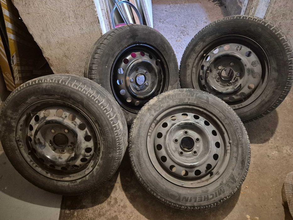 Гуми и джанти за автомобили