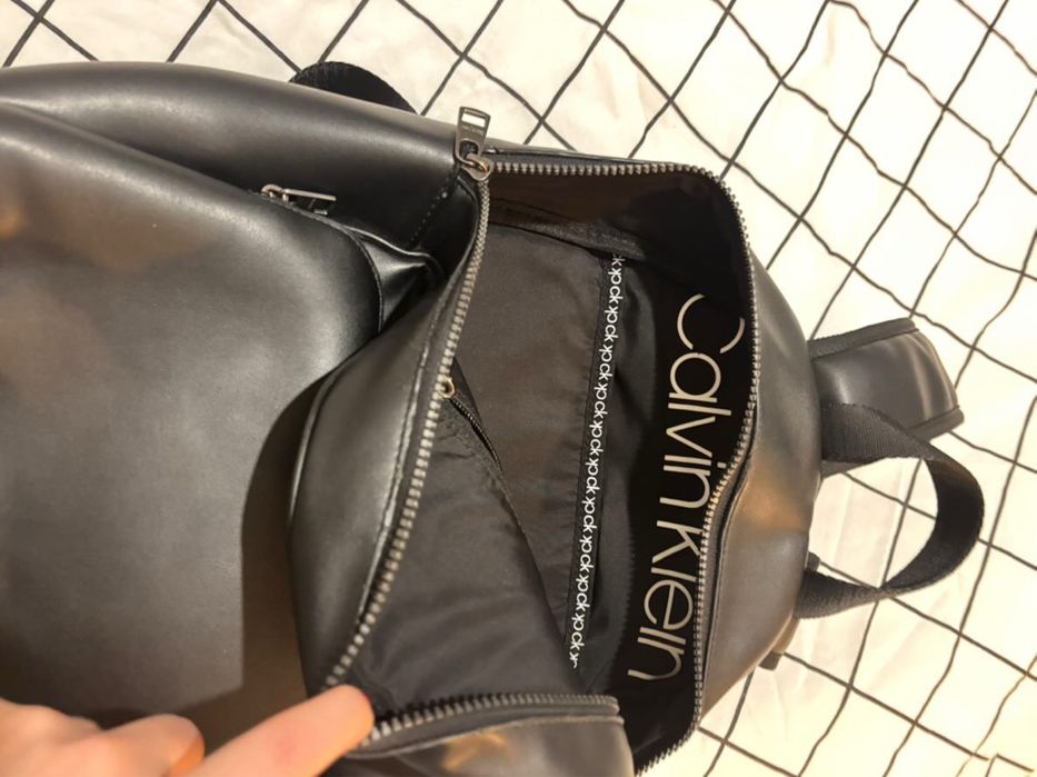 Раница Calvin Klein- почти НОВА. Супер качество!