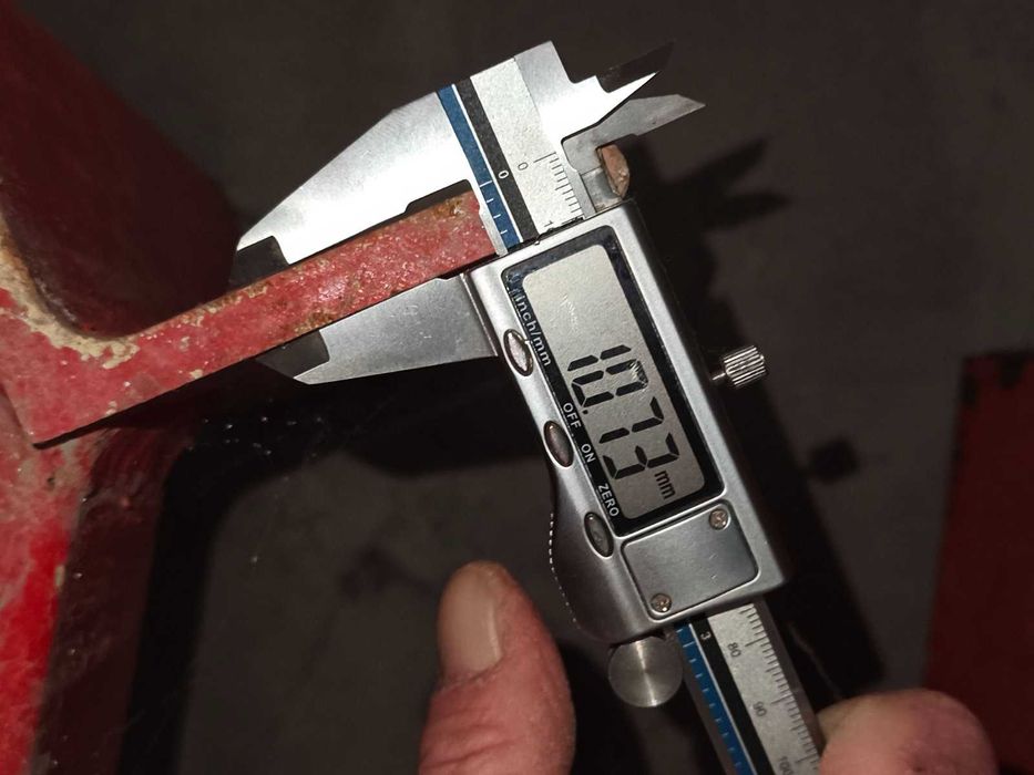 Прводавам метална конструкция тип хале 96м2 с височина 3.8 м