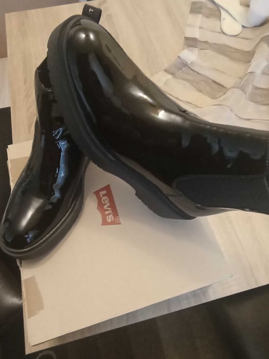 Нови боти LEVI'S