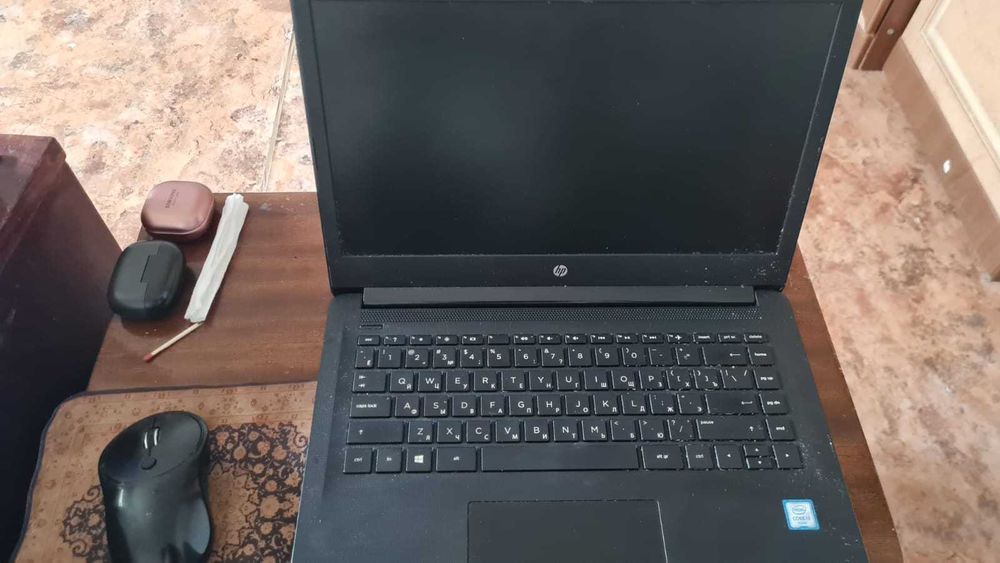 Ноутбук Модель: HP 14-dp005e