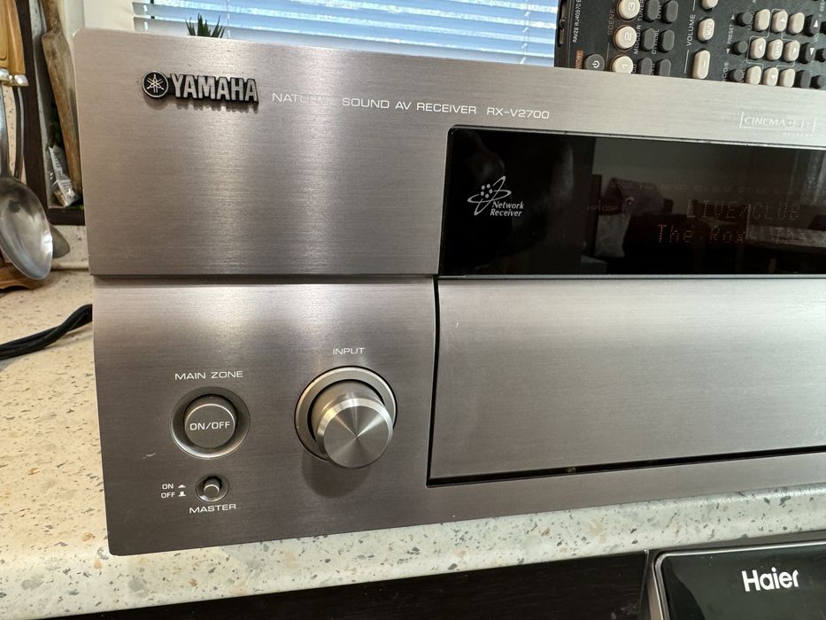 Yamaha RX-V2700 Качествен ресивър