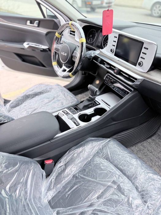 Срочна янги Kia K5 2,5 Обьем фулл без люка 2022га 2023 сотилади