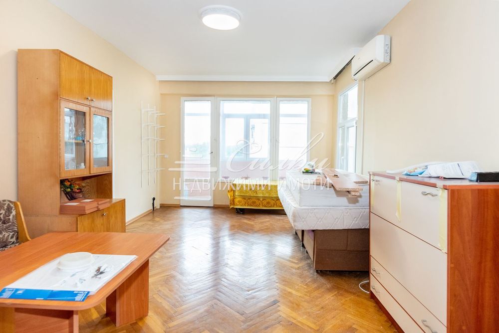 Продава се Тристаен апартамент в Шумен, Добруджански - 76 кв.м за 1510 €/кв.м - Снимка #2