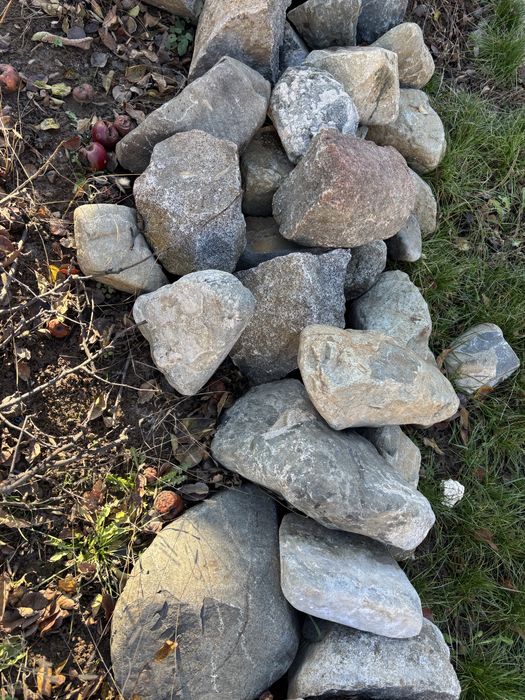 Големи речни камъни