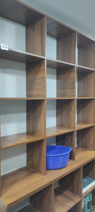 Доконлар учун полкалар,Ветрина доконлар учун