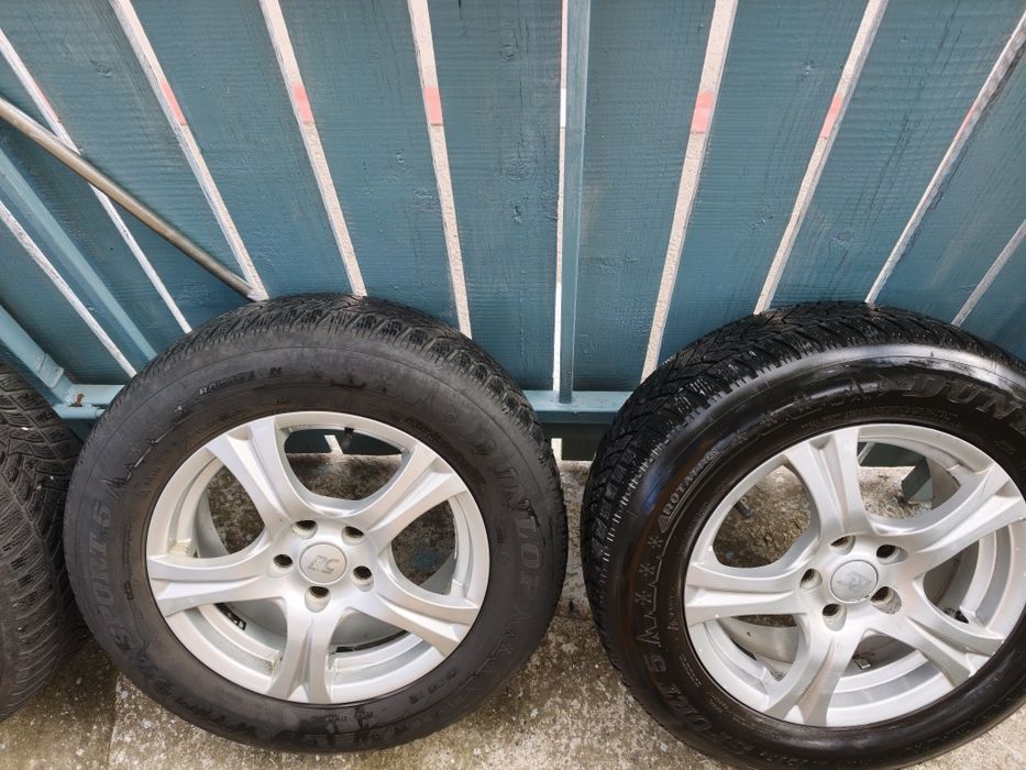 Set 4 Jante Aliaj 16" cu Anvelope Iarnă 215/65 R16 –  VW Tiguan