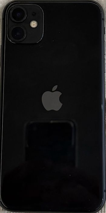 iPhone 11 перфектен