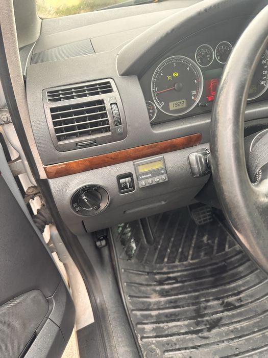 Volkswagen Sharan на части