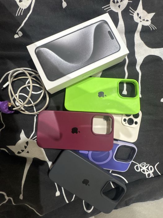 Айфон 15 про макс.