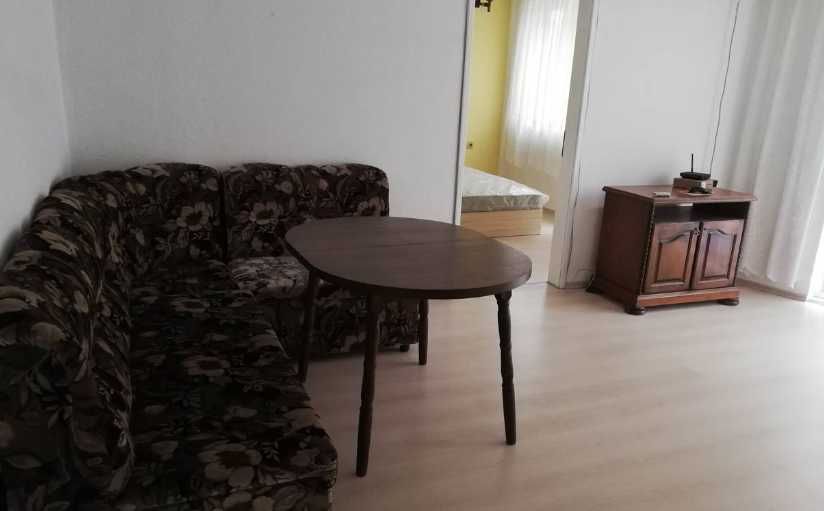 Дава се под наем Двустаен апартамент в Бургас, Възраждане - 75 кв.м за 408 € - Снимка #1