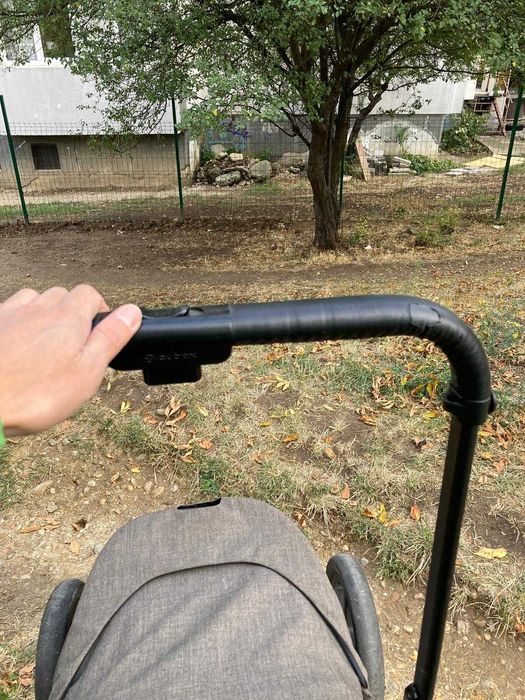 Количка Cybex Priam 3 - шаси + столче за 5+ месеца