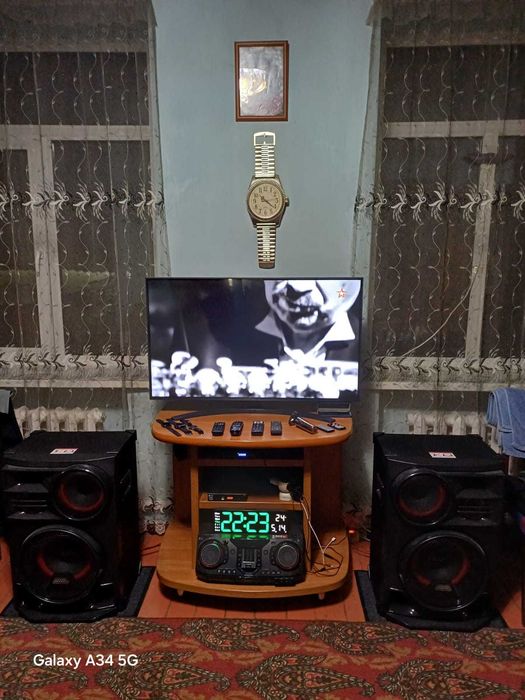 Продам стерео систему LG 98
