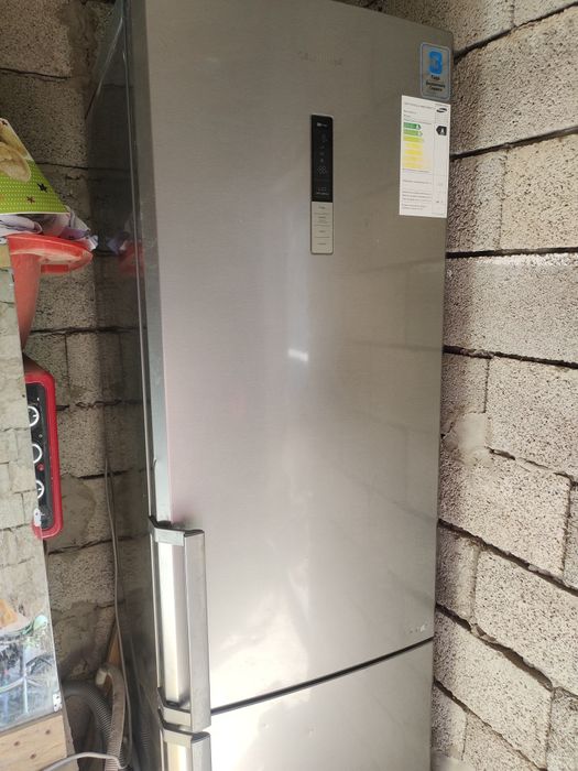 Холодильник Самсунг