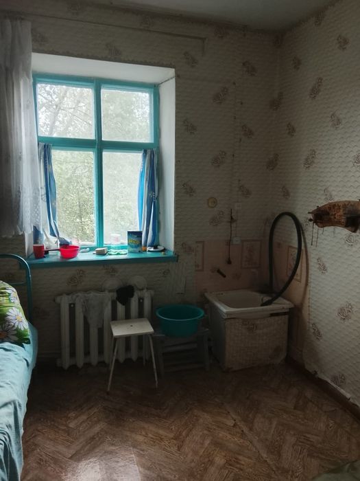 Продам 4хкомнатный дом в центре поселка