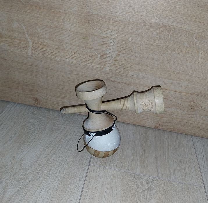 Vand Kendama Lotus Mars 2 Mod