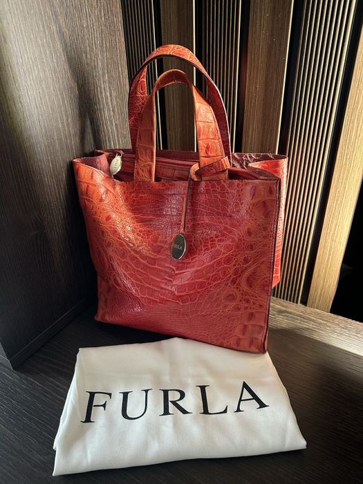 Чанта Furla Embossed Croco Red Tote Bag