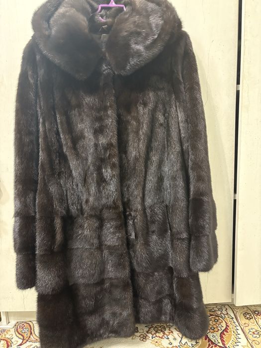 Продам норковую шубу