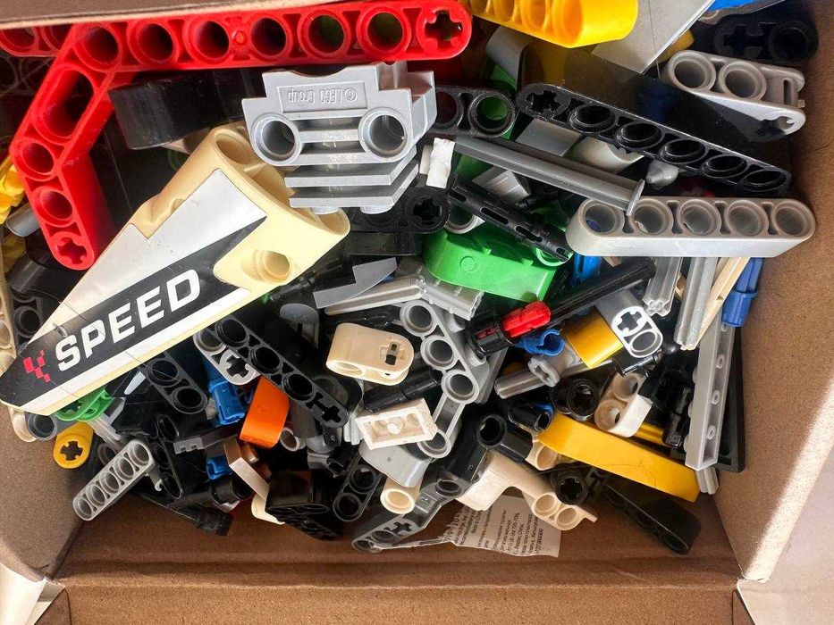 Lego Technic. очень много