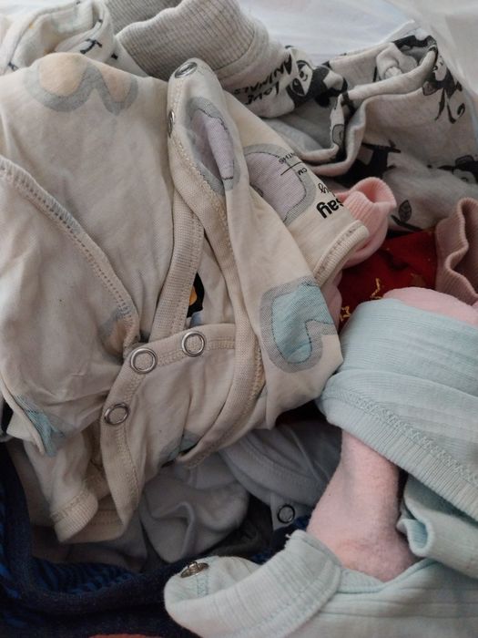 Hainute fetite,marimi 3-6luni,6-9luni,9-12luni,inclusiv marimea 92-98