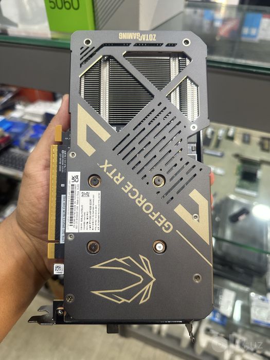 Zotac gaming  rtx 5060 8gb  Holati zor  Karopka bor