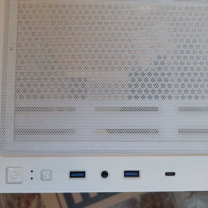 PC gaming Ryzen 5 5500 RX 6650 XT 32GB DDR4 wifi garanție