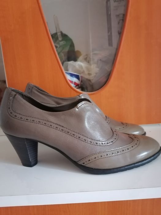 Pantofi damă noi (mărimea 40)