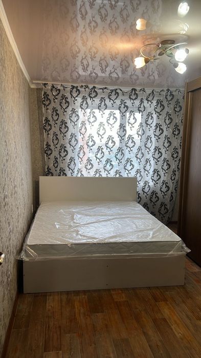 Кровать 160*200 плюс матрас