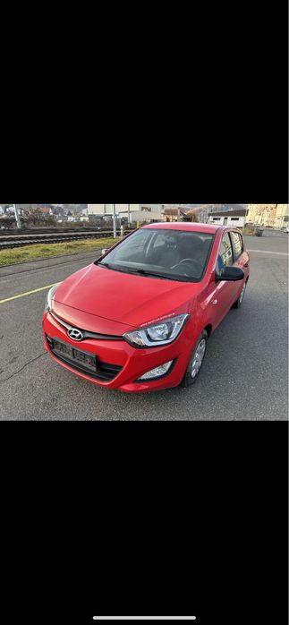 Hyundai i20 benzina an 2012