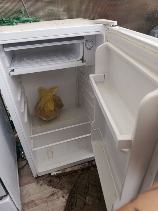 Холодильник продам