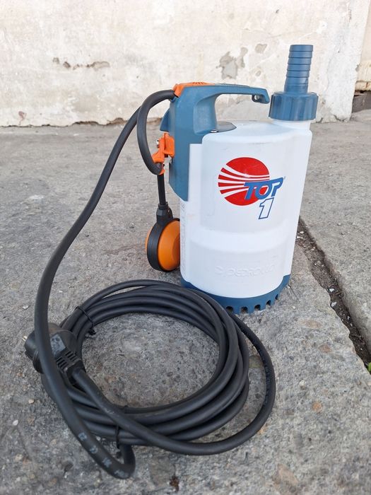 Pompa de tras apa