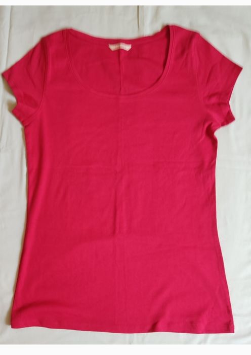 Женские летние футболки и топики