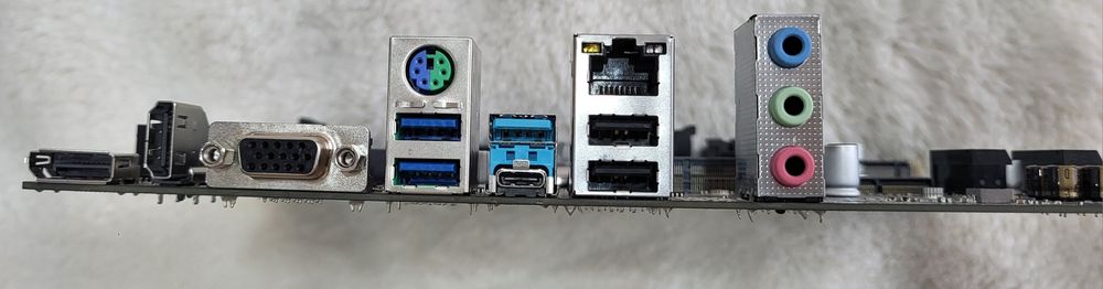 Материнская плата 1700