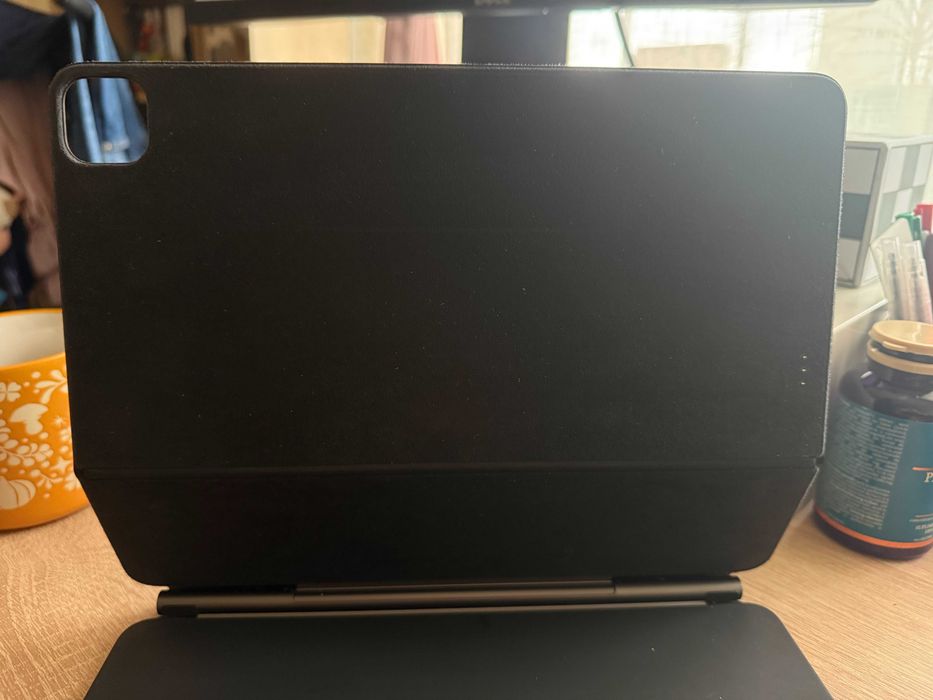 Magic Keyboard ipad Pro 12.9inch (4th generation)