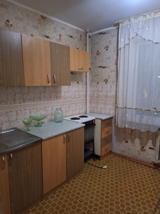 Сдам 2 комнатную квартиру