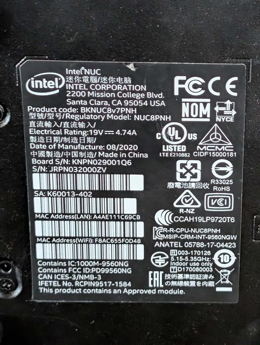 Intel NUC 8 Pro NUC8v7PNH mini pc, Intel Core i7-8665U, ram 8 Gb, SSd 250 Gb