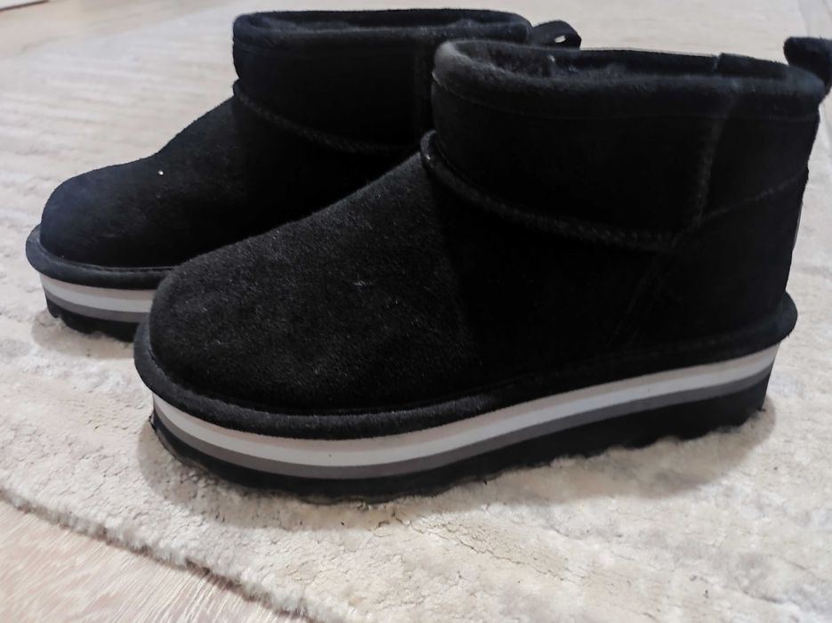 Ghete Bearpaw mărimea 36