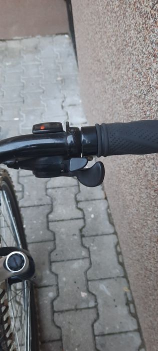 Vând bicicletă full suspension