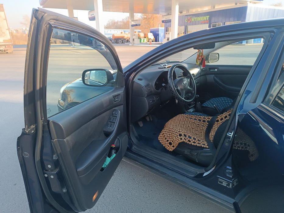 Продам Тойота Авенсис 2008