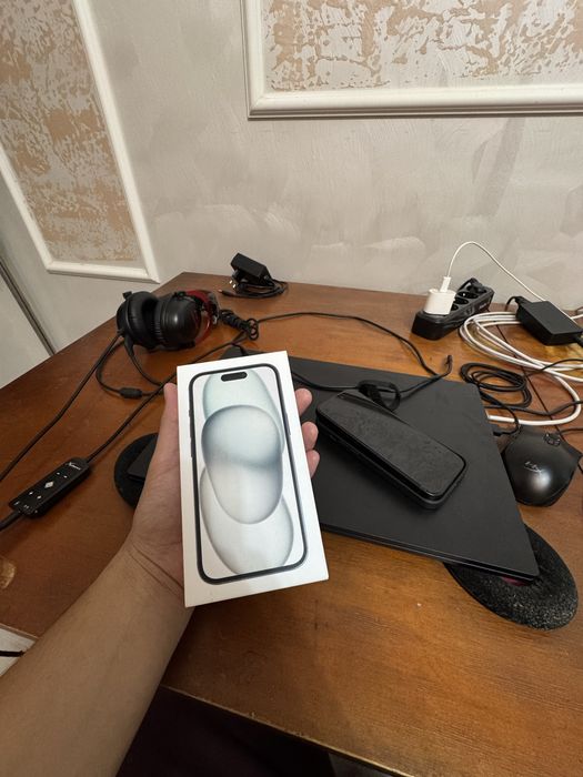 Iphone 15 , 256 гб