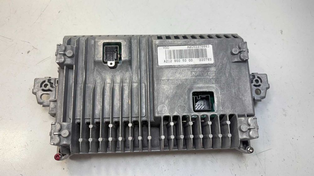 Mercedes дисплей за Command NTG 4.0