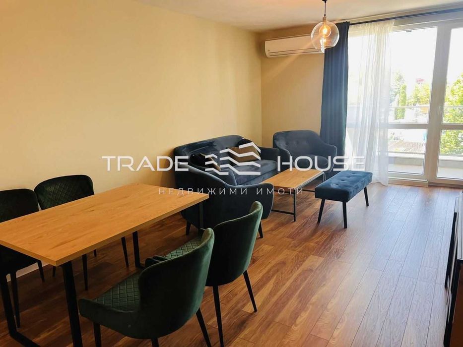 Дава се под наем Тристаен апартамент в Пловдив, Кършияка - 117 кв.м за 510 € - Снимка #1