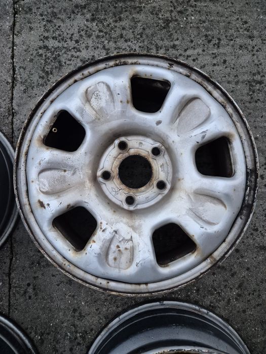 Jante Duster R16 5x114,3