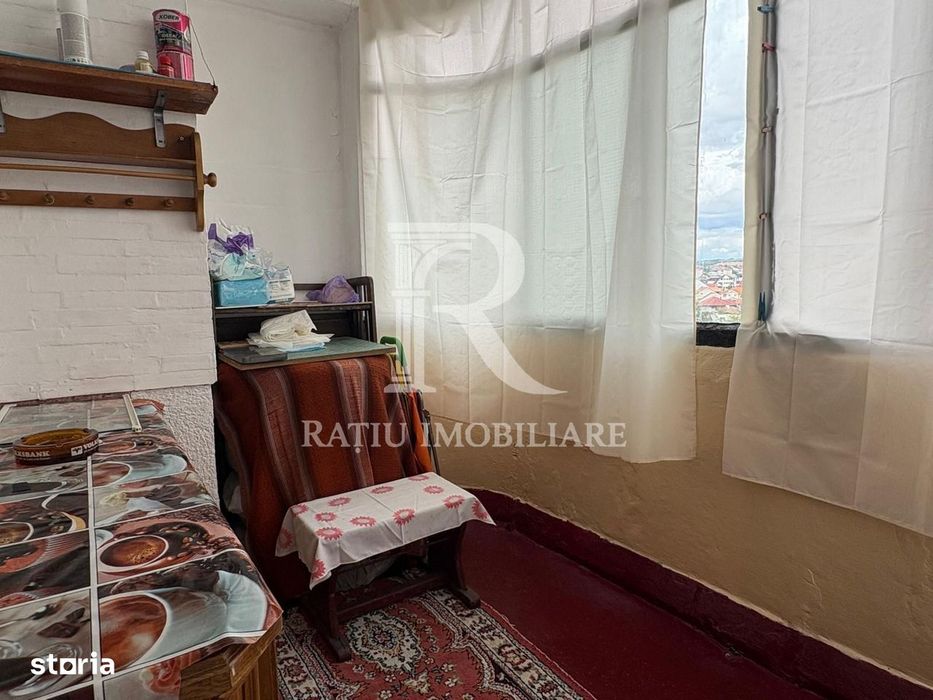 Apartament cu 4 camere | Bulevardul Dacia | Oradea