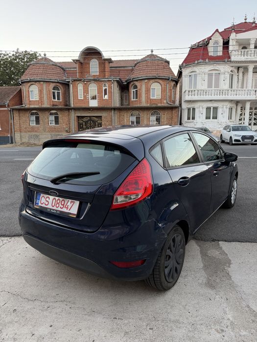 FORD Fiesta 2010 — imagine 3
