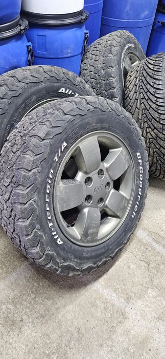 Джанти с гуми 17” jeep wj bf goodrich AT
