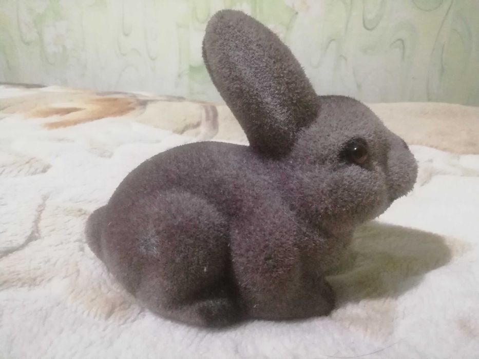 Копилка кролик серый