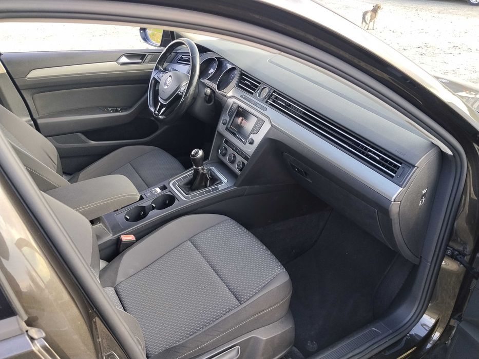 VW Passat B8/2.0 TDI 150 к.с/Euro 6/Keyless/Navi